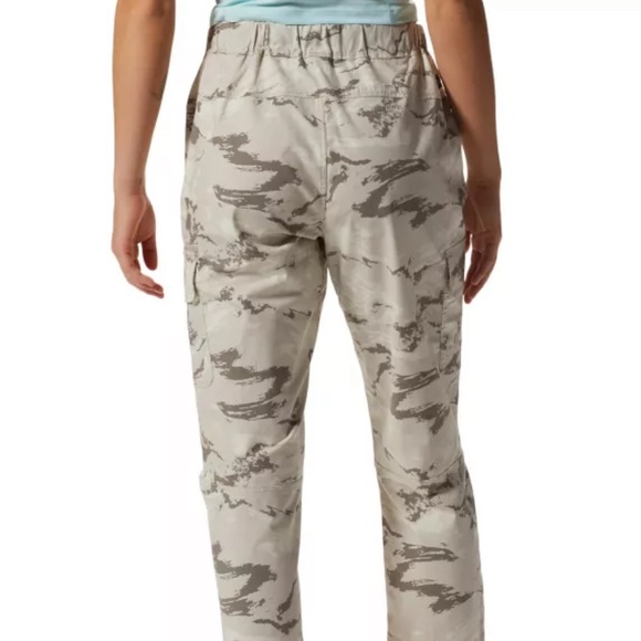 NEW Mountain Hardwear Cascade Pass Pant, Dunes Craig Camo,Women’s Size 4 Regular - Picture 3 of 14
